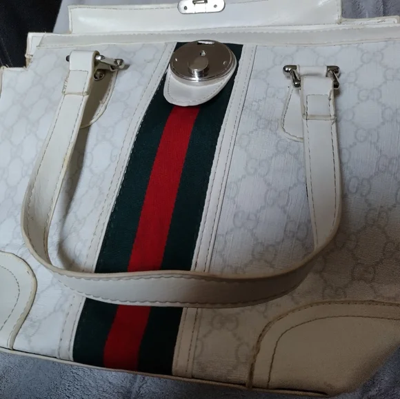 Gucci Rajah Handbag - Picture 3 of 7